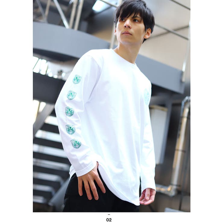 桜刀(防衛省陸上自衛隊グッズ)のロンT(長袖Tシャツ/PX品)モデル着用画像