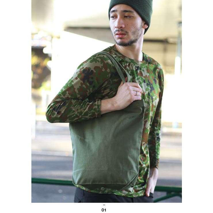 OD色(防衛省陸上自衛隊グッズ)のトートバッグ(バッグ)モデル着用画像4