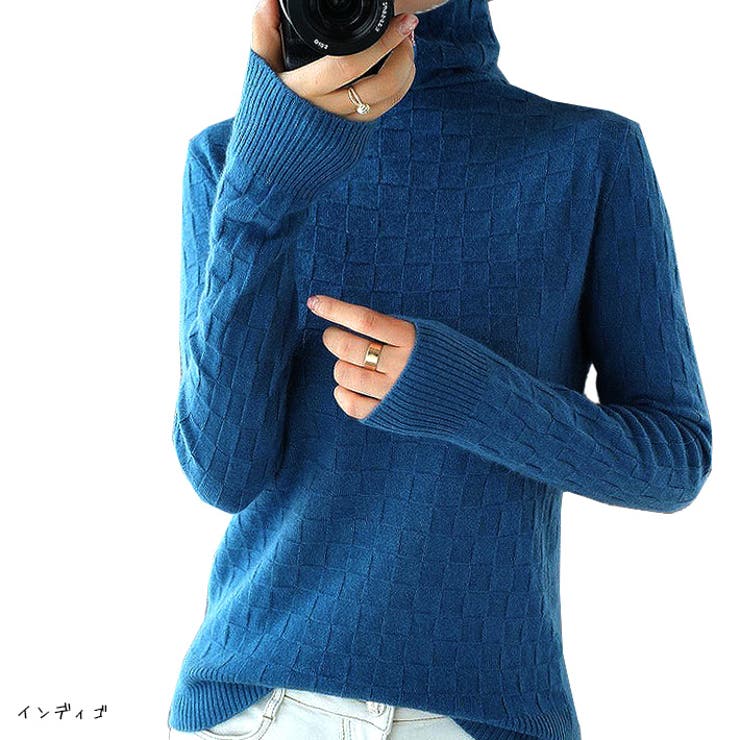 光沢感のある凹凸ニット タートルネック 長袖[品番：AIKW0000710