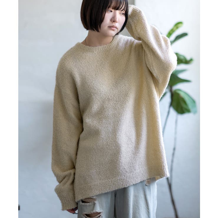 ベージュ