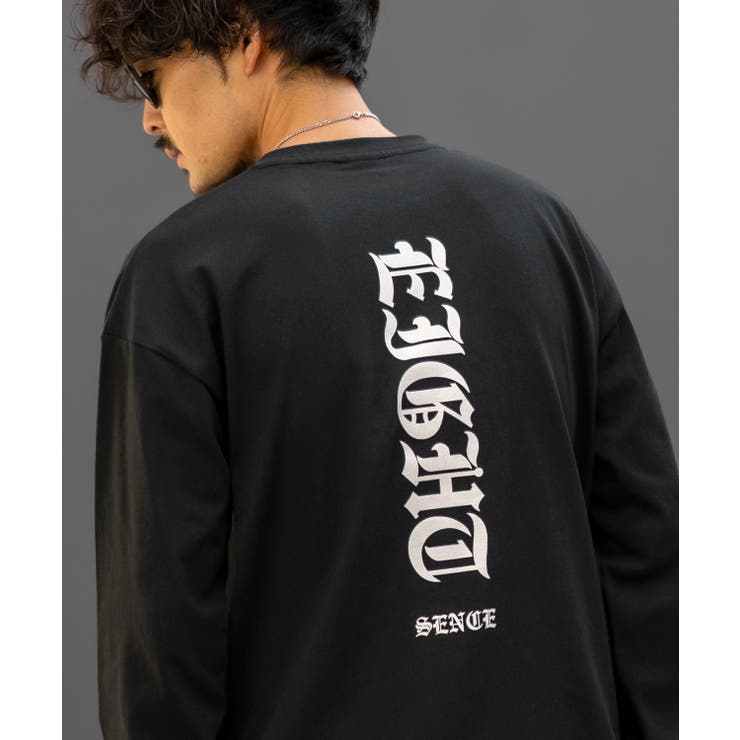 ブラック