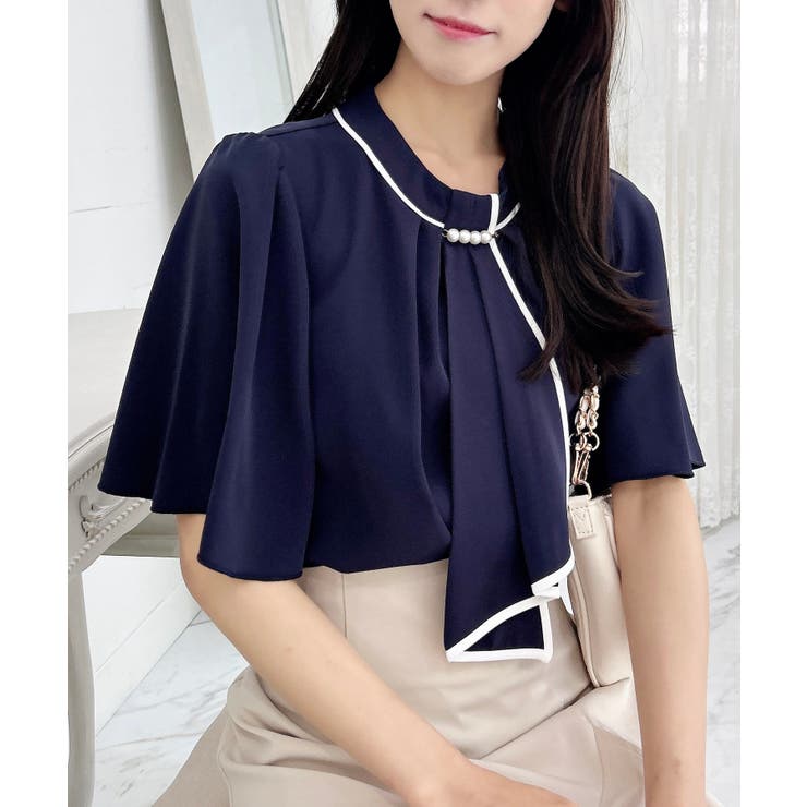 コン/オフホワイト | パールピン付トロミフレアスリーブブラウス | INGNI 