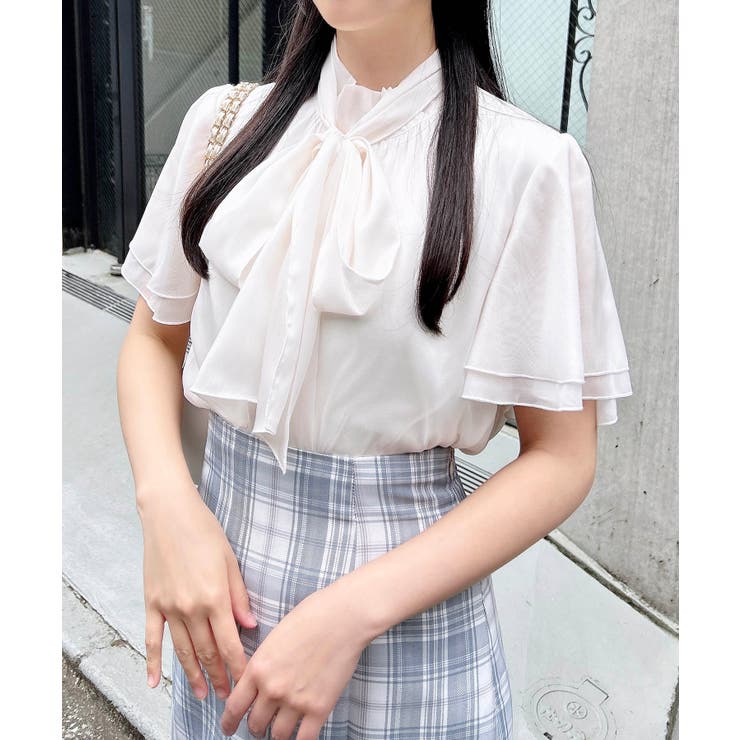 オフホワイト | 【WEB限定】ラメシアー2wayリボンフレアスリーブブラウス | INGNI 