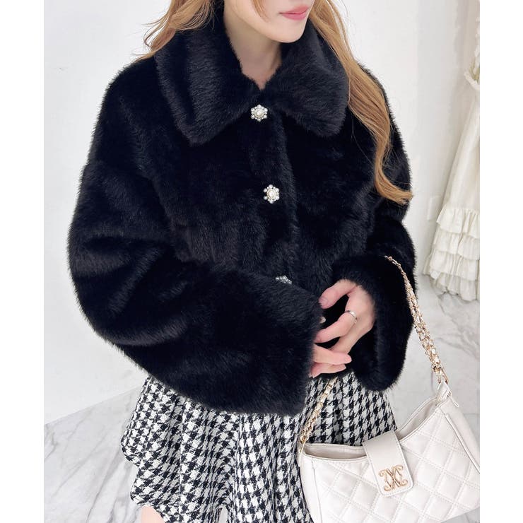 クロ | ビジュ釦ステンカラーエコファーBL | INGNI 