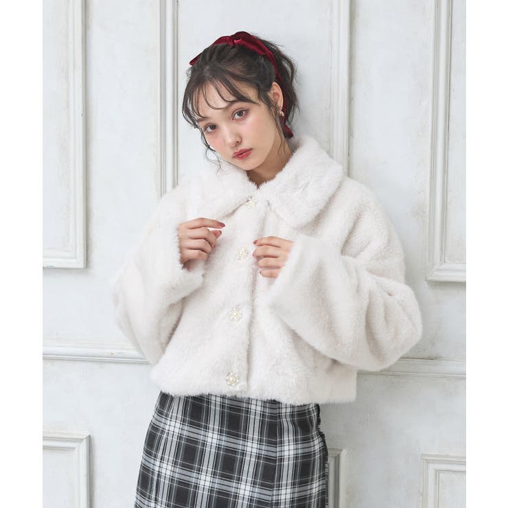 アイボリー | ビジュ釦ステンカラーエコファーBL | INGNI 