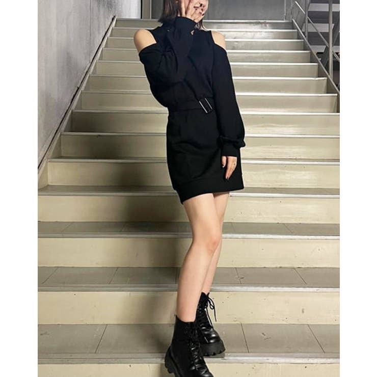 某有名メーカー品、最高級ヤク毛100％素材のベルト柄インターシャー編みチュニック 某有名メーカー品、最高級ヤク毛100％素材のベルト柄インターシャー