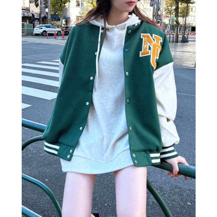 美品 希少 クレージュ バイカラー スタジャン ヴィンテージ ワッペン 美品 希少 クレージュ バイカラー スタジャン ヴィンテージ