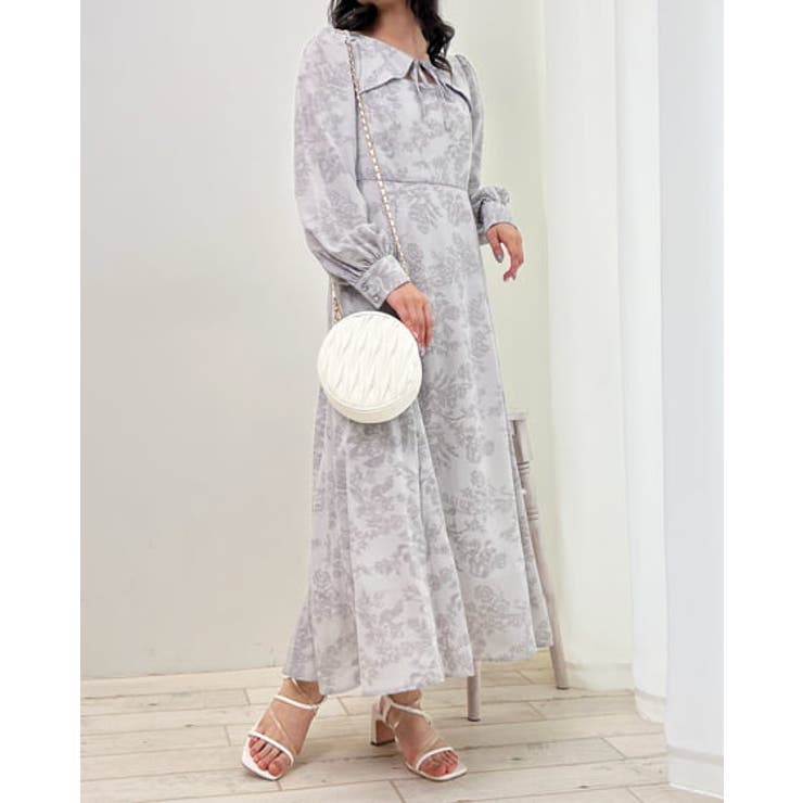 【新品タグ付き】kana デコルテシャーリングシフォンドレス XSサイズあり【DEA./ディア】ドットシフォン/ ホルターネック