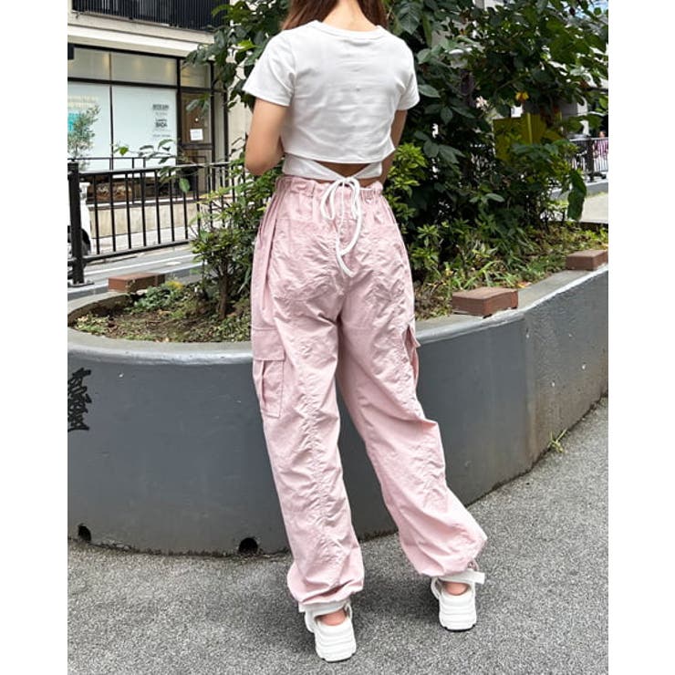▼新品・未使用タグ付き　INGNI ナイロンパラシュートパンツ ナイロンパラシュート／パンツ｜INGNI(イング) 公式通販｜INGNI