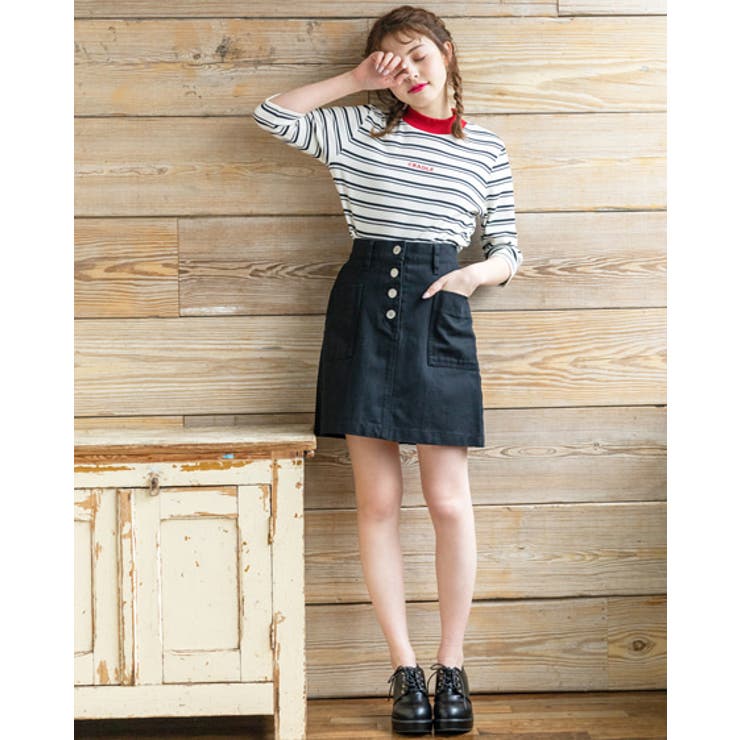 ロゴ入りトップスとボーダー柄ショートパンツのセット　新品 マルチボーダーHNロゴ入りトップス5分袖[品番：INGW0004780