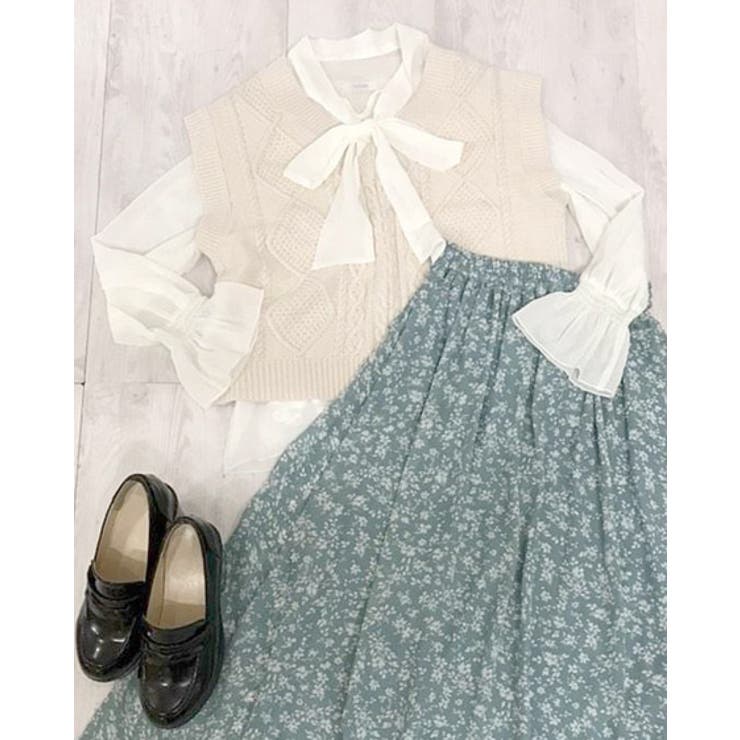 アイボリー | 3Gケーブルニットベスト＆ボウタイブラウスSET | INGNI 