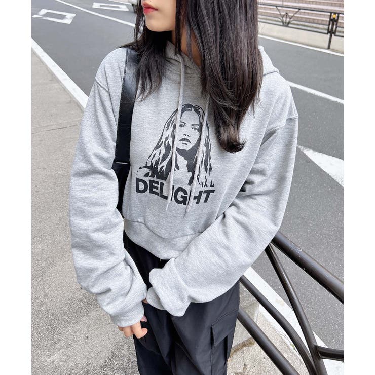 GIRLプリント裏毛ショートパーカー[品番：INGW0010634]｜INGNI