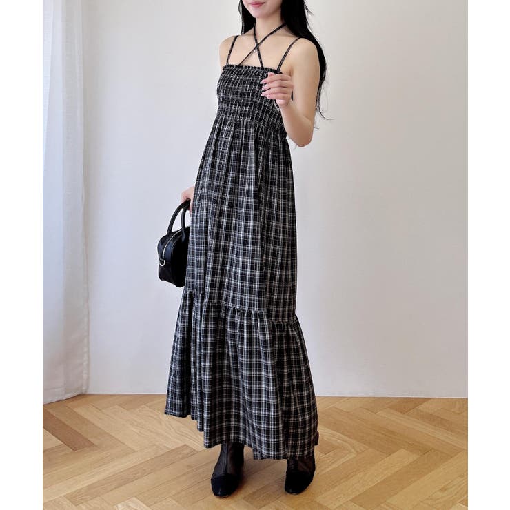 ホルターネックチェック柄シャーリングワンピース[品番