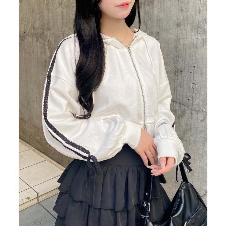 オフホワイト/クロ | 袖レースリボンショート裏毛ジップパーカー | INGNI 