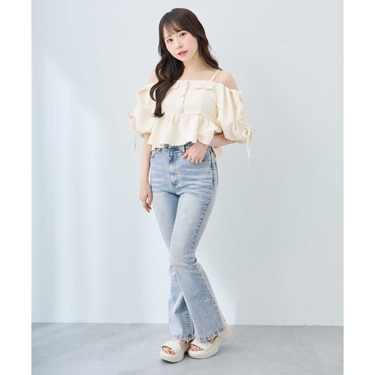 デニム/ライトブルー | ビジュ付フレアデニムパンツ | INGNI 