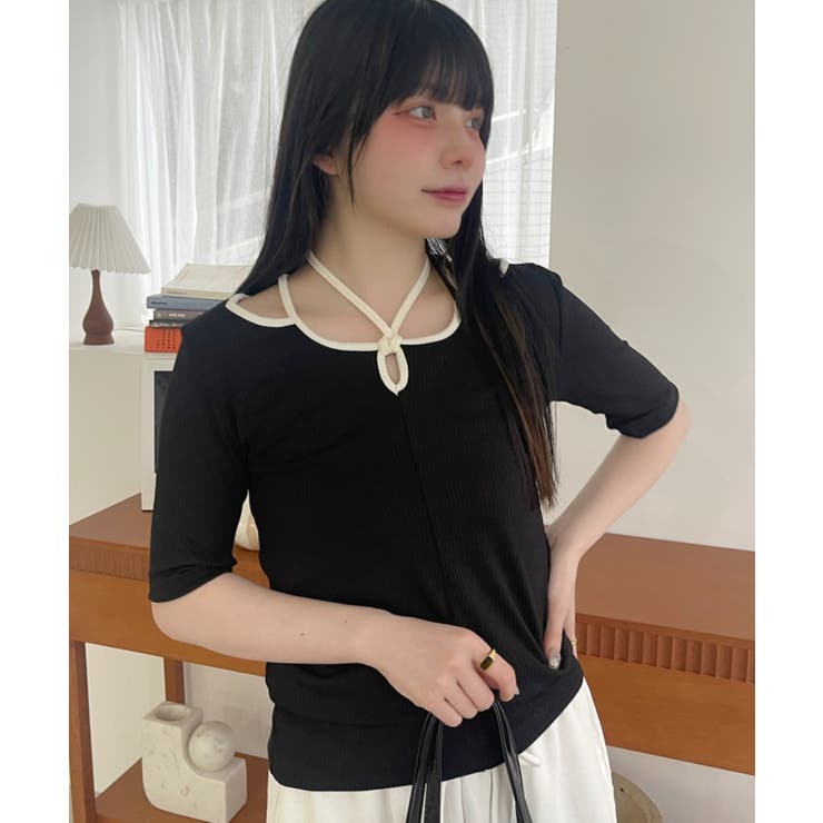 ブラック