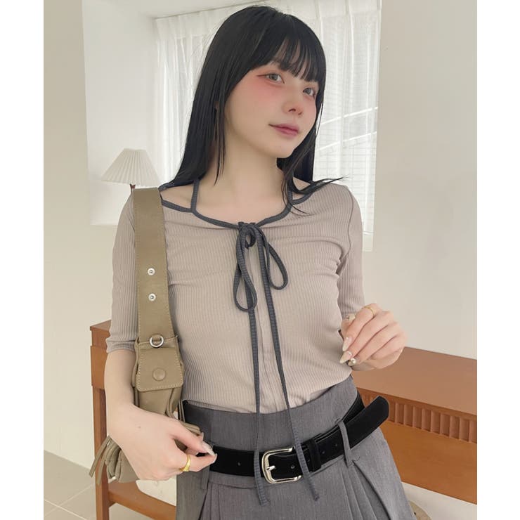 グレージュ