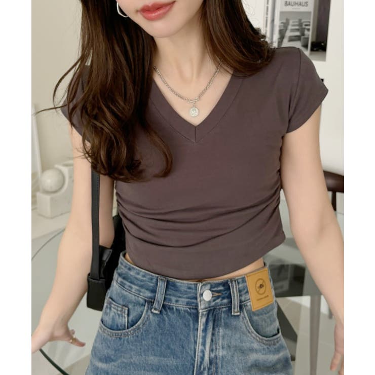 グレー | Vネック サイドシャーリング コンパクト フレンチスリーブ Tシャツ | Ada.