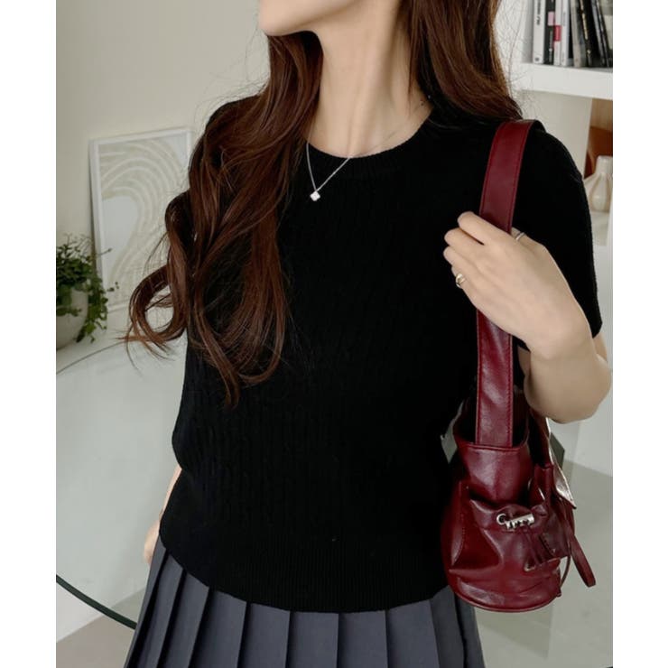 ブラック | ケーブル デザイン ニット半袖 | Ada.