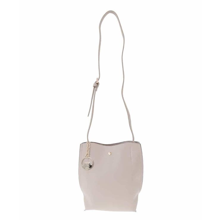 グレー | [軽量/チャーム付き]ウェーブカットステッチショルダーバッグ | MK MICHEL KLEIN BAG