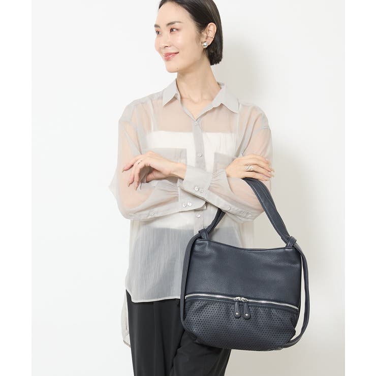 ネイビー | [2WAY/人気の定番BAG]パンチングデザイン変形ミニトートバッグ | MK MICHEL KLEIN BAG