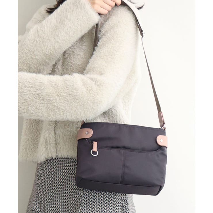 [撥水/軽量]アクセントレザーコンパクトショルダーバッグ | MK MICHEL KLEIN BAG | 詳細画像1 
