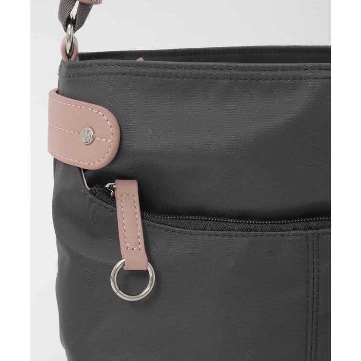 [撥水/軽量]アクセントレザーコンパクトショルダーバッグ | MK MICHEL KLEIN BAG | 詳細画像11 