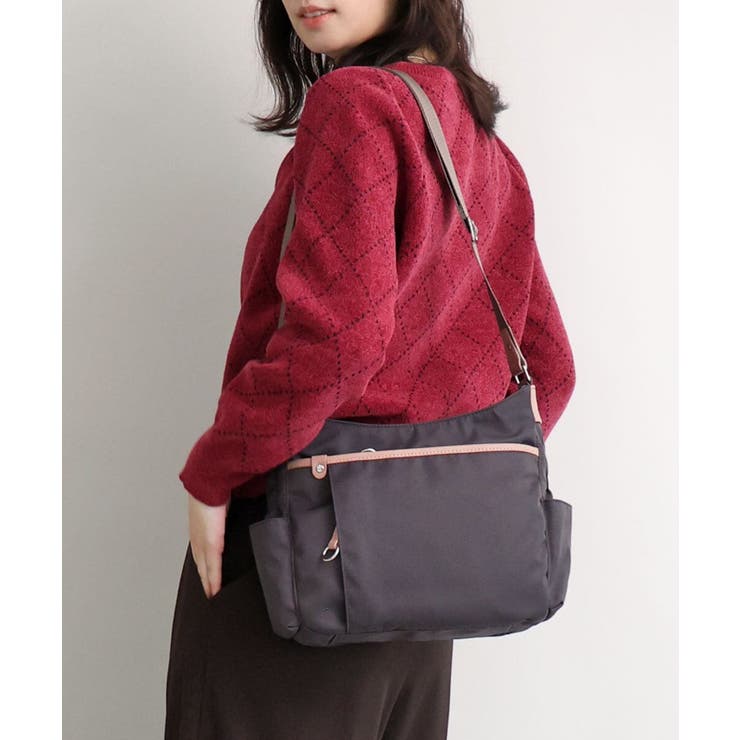 ブラウン×ピンク | [撥水/軽量]アクセントレザーショルダーバッグ | MK MICHEL KLEIN BAG