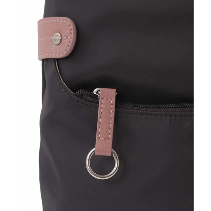 [撥水/500g以下の軽量]アクセントレザースクエアショルダーバッグ | MK MICHEL KLEIN BAG | 詳細画像13 