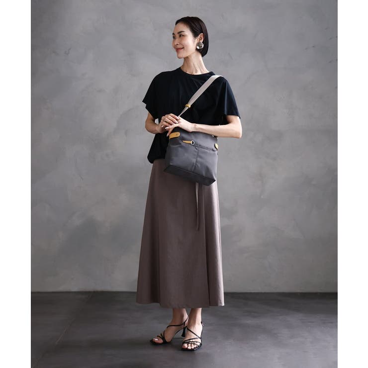 [撥水/500g以下の軽量]アクセントレザースクエアショルダーバッグ | MK MICHEL KLEIN BAG | 詳細画像6 