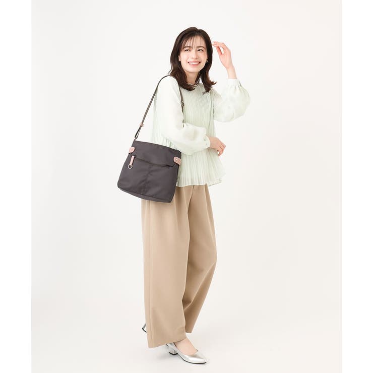 [撥水/軽量]アクセントレザースクエアショルダーバッグ | MK MICHEL KLEIN BAG | 詳細画像20 