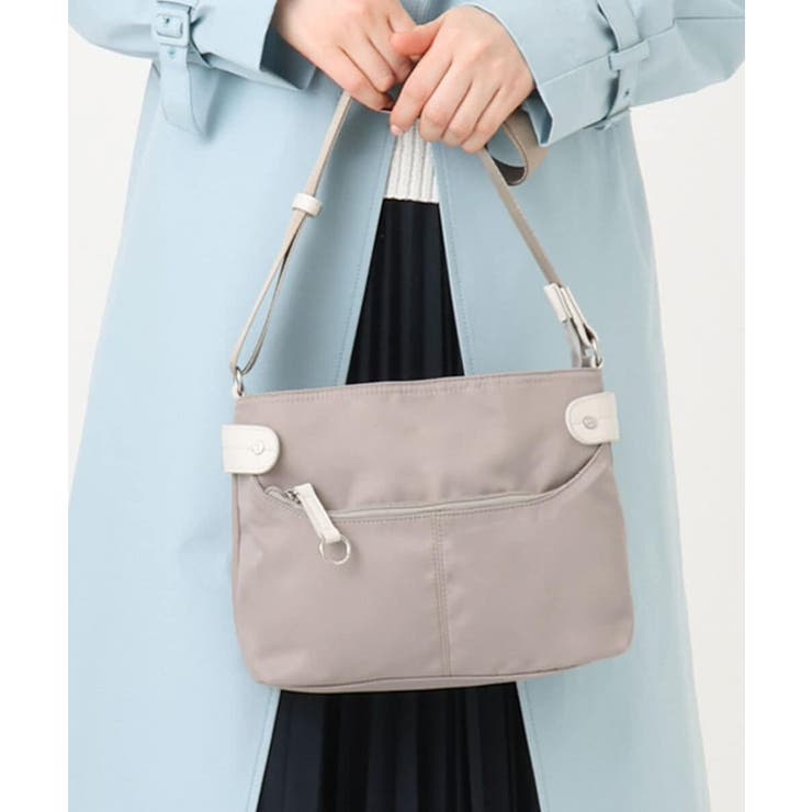 グレージュ×オフホワイト | [撥水/軽量]アクセントレザーコンパクトショルダーバッグ | MK MICHEL KLEIN BAG