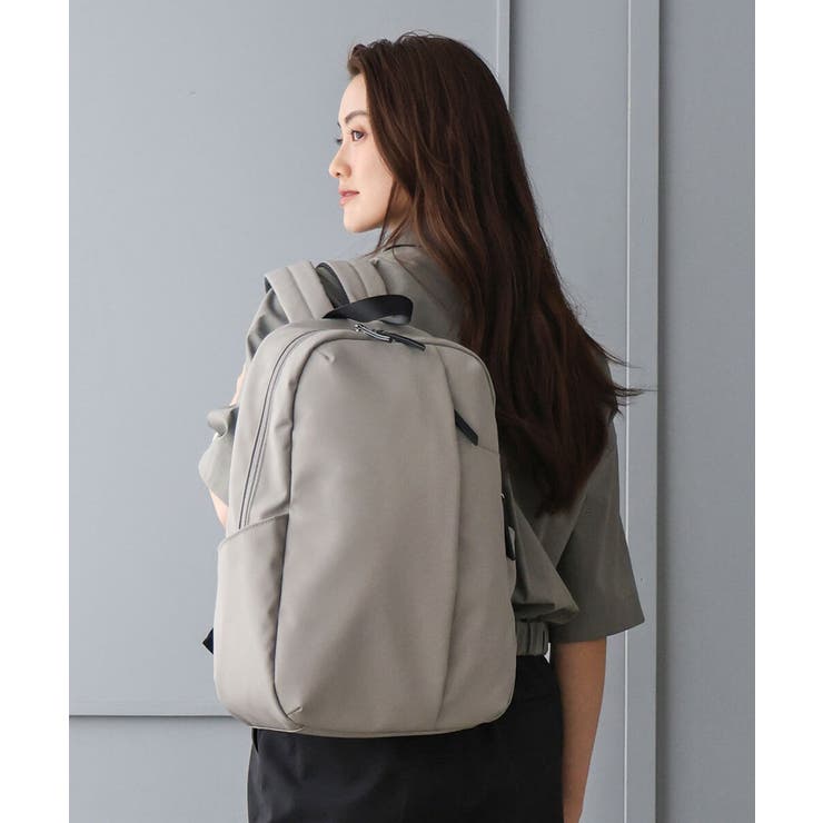 グレー | [A4収納可/カラビナ付き]センターポケットデザインリュック | MK MICHEL KLEIN BAG
