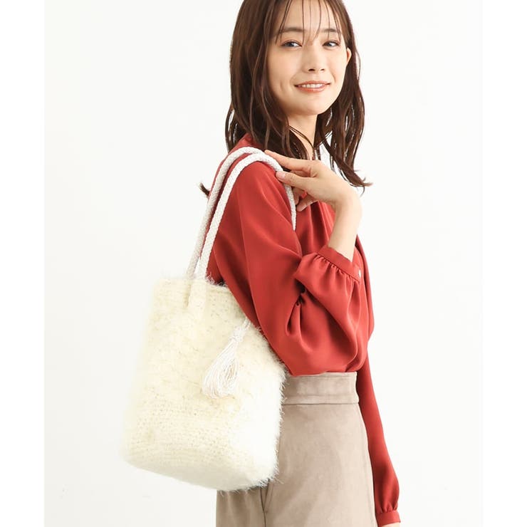 アイボリー | [軽量]タッセル付きニットバッグ | MK MICHEL KLEIN BAG