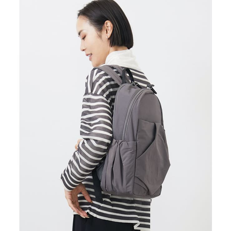 【希少・美品】プラダ リュックサック バックパック ウール A4可 グレー 希少・美品】プラダ リュックサック バックパック ウール A4可 グレー