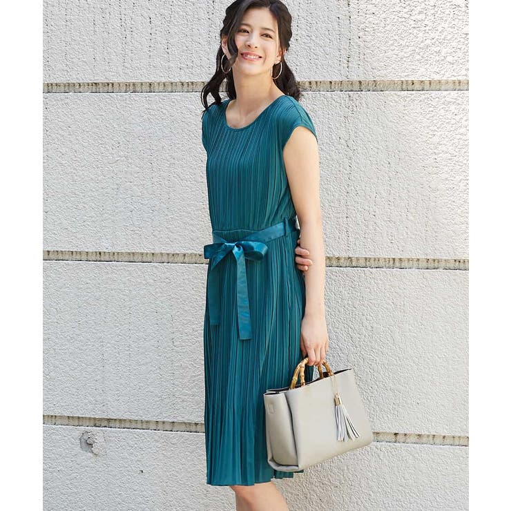 プリーツシフォンワンピース 品番 Itkw Ofuon オフオン のレディースファッション通販 Shoplist ショップリスト