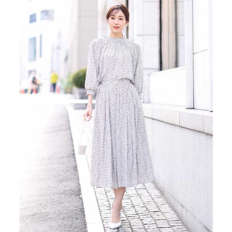 小花柄シャーリングブラウス/前後2way/洗える | OFUON | 詳細画像12 