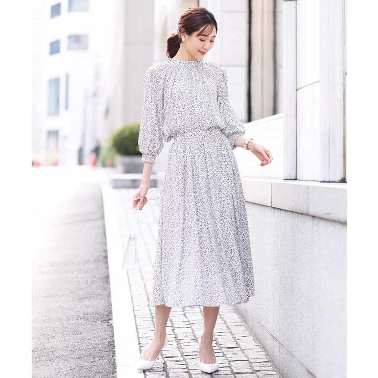 小花柄シャーリングブラウス/前後2way/洗える | OFUON | 詳細画像14 