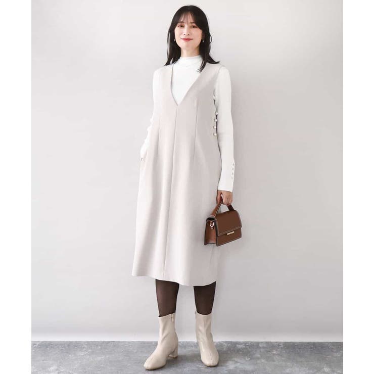 ベージュ | サイドパール調釦デザインVネックジャンパースカート 洗える WEB限定サイズあり | OFUON