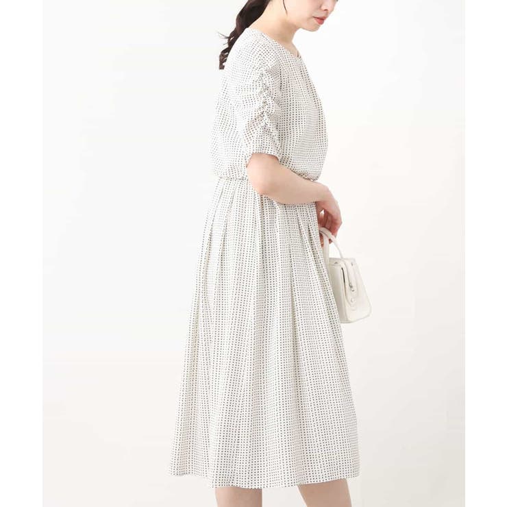 アイボリー | 変形ドット柄ワンピース/洗える | OFUON