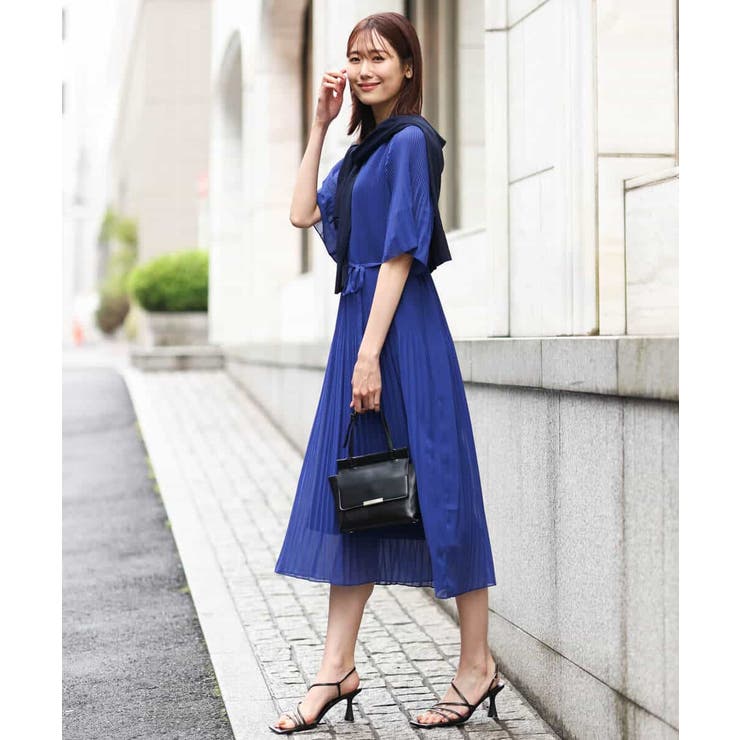 人気品【ClaSTEllaR】PLEATED LONG DRESS ブルー