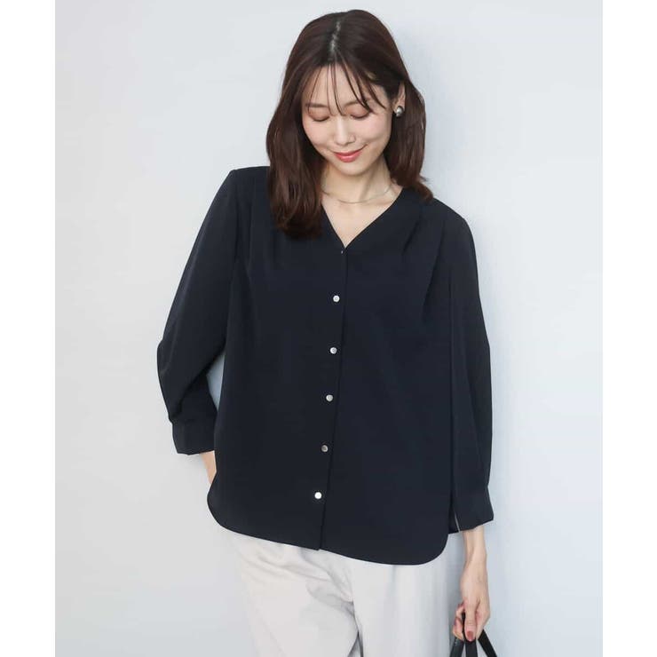 ネイビー | Vネックサテンブラウス/洗える | MK MICHEL KLEIN