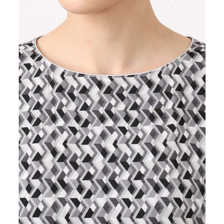 ウエストタックジャージーワンピース（幾何柄・無地）/洗える[品番