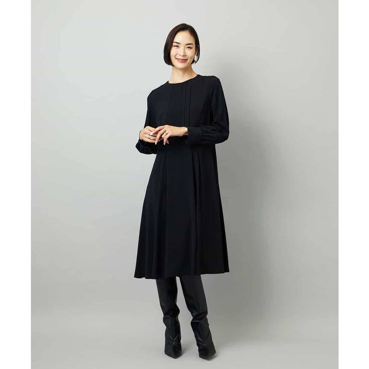 ブラック | ノーカラープリーツワンピース | MICHEL KLEIN