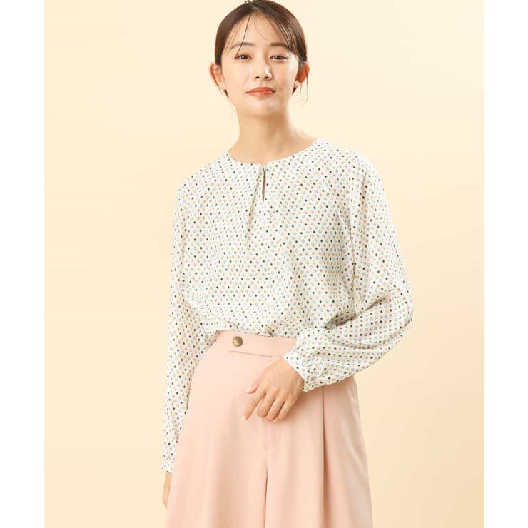 ホワイト | ダイヤドット幾何学柄ブラウス/洗える | MK MICHEL KLEIN