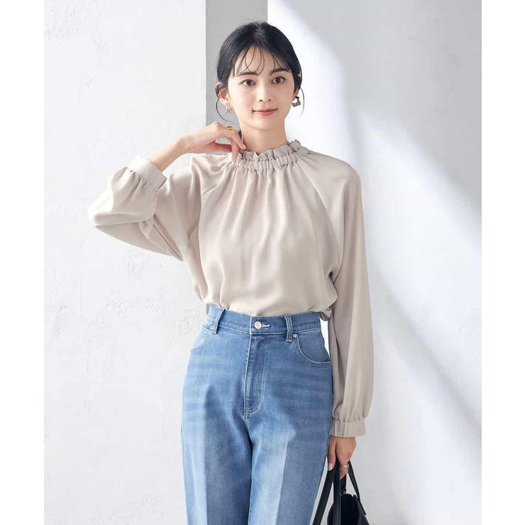 グレージュ | フリルネックボウタイブラウス | a.v.v【WOMEN】