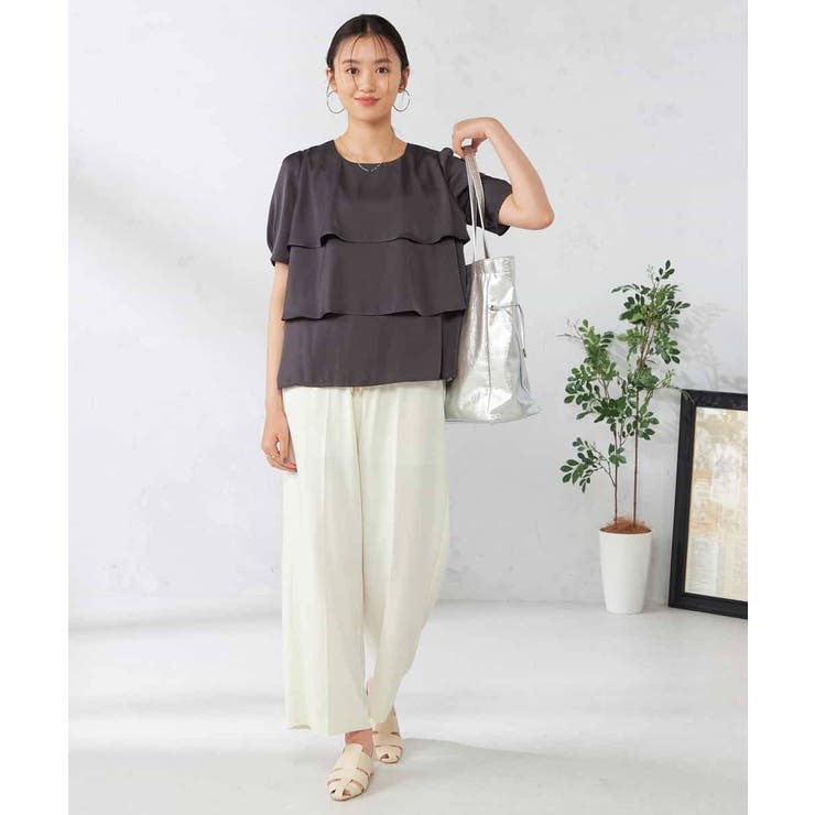 【接触冷感/UVカット/吸水速乾/イージーケア】サテンティアードブラウス | a.v.v【WOMEN】 | 詳細画像10 