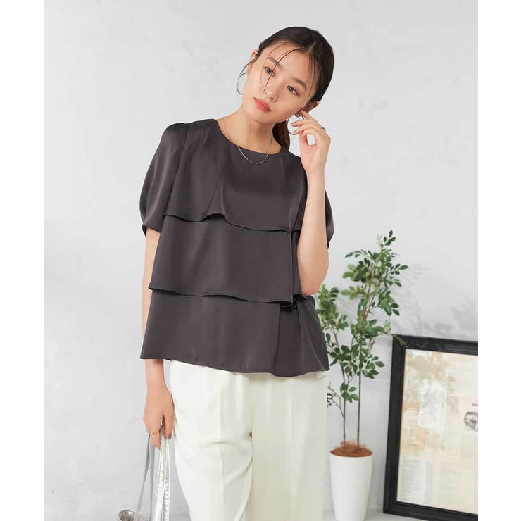 【接触冷感/UVカット/吸水速乾/イージーケア】サテンティアードブラウス | a.v.v【WOMEN】 | 詳細画像8 