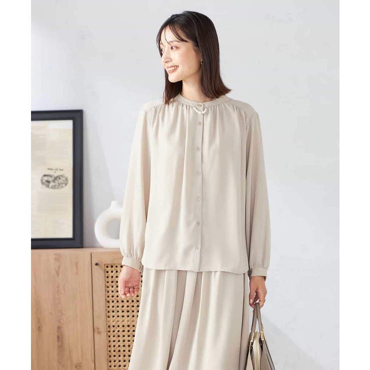 ベージュ | 【洗える/セットアップ可】バンドカラーブラウス | a.v.v【WOMEN】