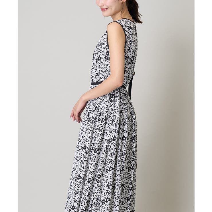 a.v.v 花柄ワンピース 半袖 白 黒 グレー M 裏地あり 【公式通販】